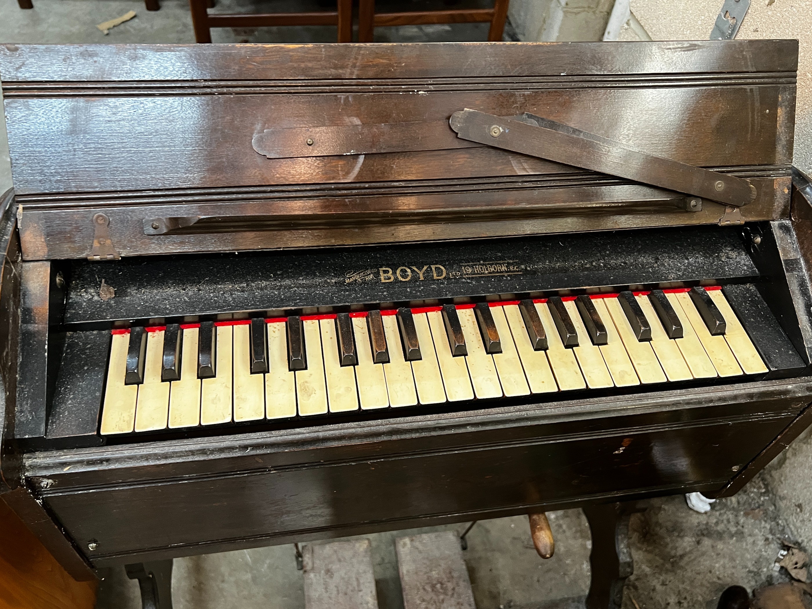 An early 20th century small size Boyd harmonium, width 68cm, depth 32cm, height 80cm